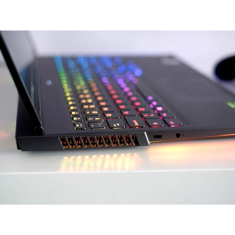لپ تاپ Lenovo Legion 7 Core i9 (11980HK) 32GB 1TB SSD NVIDIA 16GB 16.1″ WQXGA