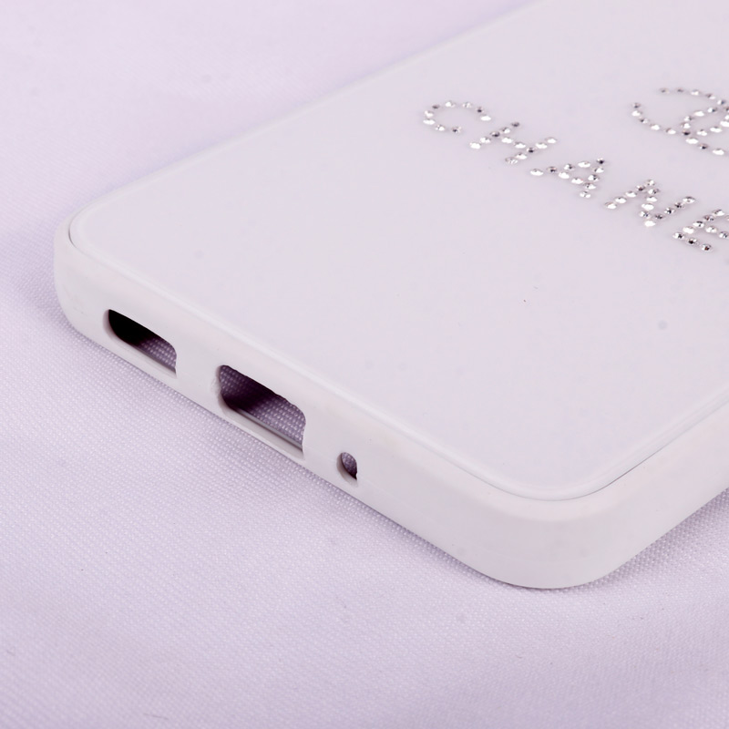 قاب PVD نگین دار Ipefet محافظ لنزدار Samsung Galaxy A33 5G سفید