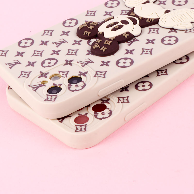قاب میکی موس برجسته LV محافظ لنزدار iPhone 11