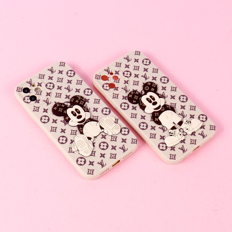 قاب میکی موس برجسته LV محافظ لنزدار iPhone 11