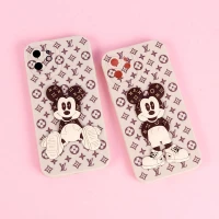 قاب میکی موس برجسته LV محافظ لنزدار iPhone 12