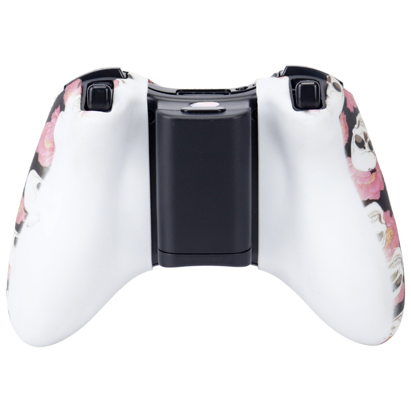 روکش دسته بازی Xbox 360 طرح گل و اسکلت زمینه مشکی