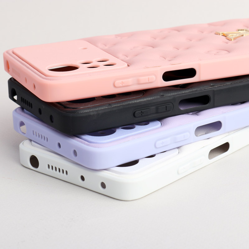 قاب پافر چرمی LV محافظ لنزدار Xiaomi Poco X4 Pro 5G