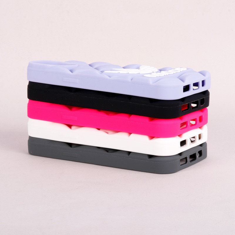 قاب اورجینال Q.Series Adidas آیفون iPhone 13