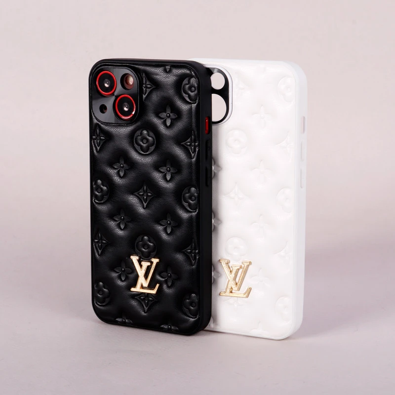 قاب پافر چرمی LV محافظ لنزدار iPhone 13