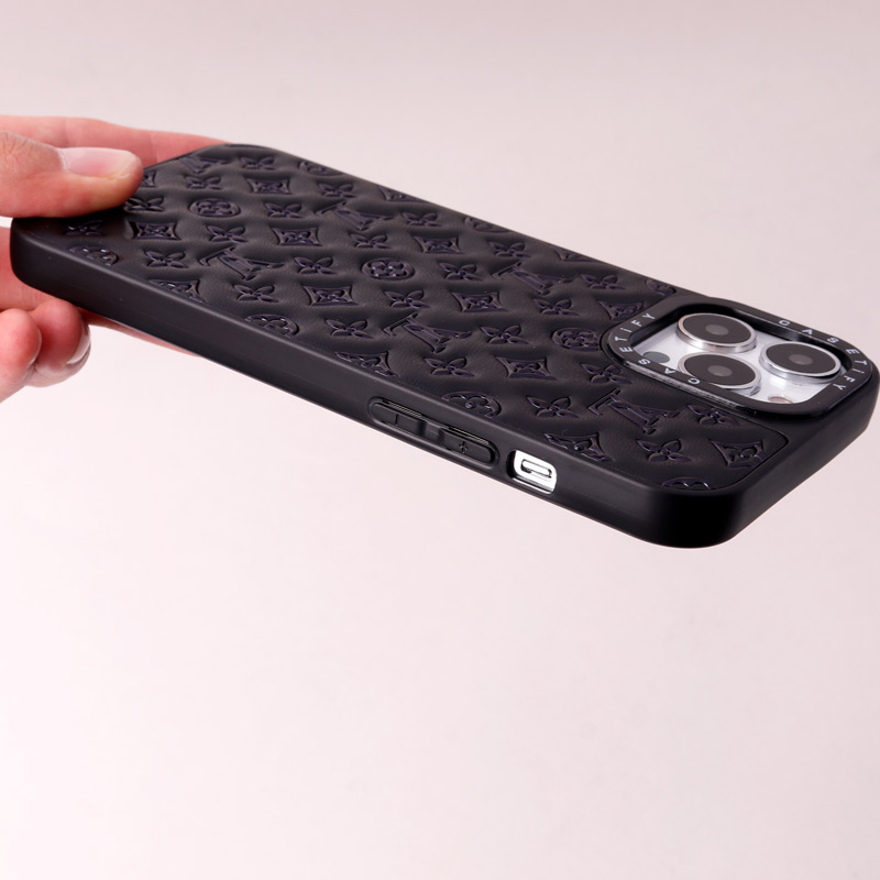 قاب چرمی Louis Vuitton Original آیفون iPhone 13 Pro Max مشکی