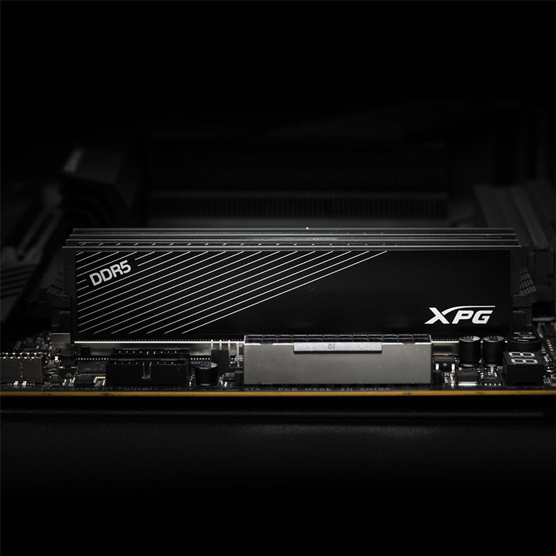 رم کامپیوتر Adata XPG Hunter DDR5 16GB 5200MHz CL38 Single