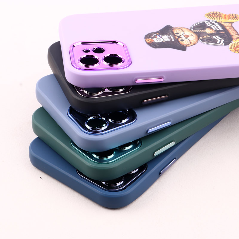 قاب متال ایرون فانتزی محافظ لنزدار iPhone 12