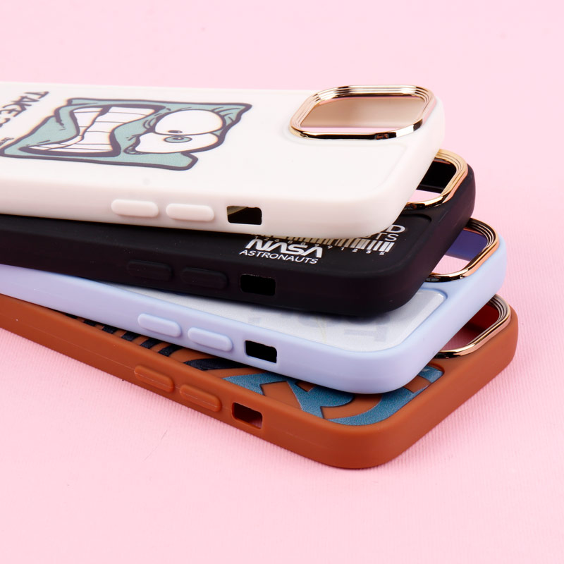 قاب طرحدار دور لنز فلزی iPhone 13