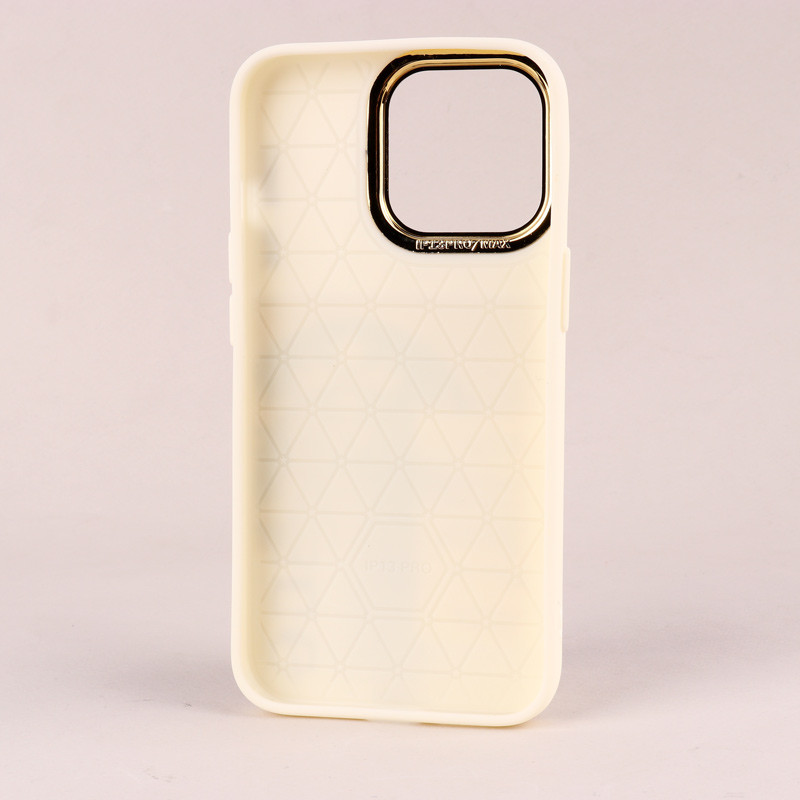 قاب طرحدار Starbucks دور لنز فلزی iPhone 13 Pro