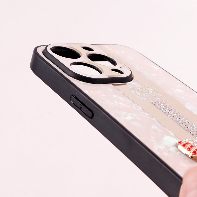 قاب طرح پروانه ای محافظ لنزدار برجسته iPhone 14 Pro