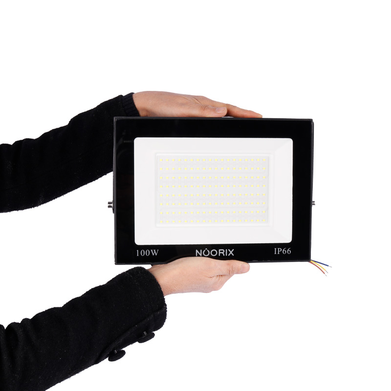 پروژکتور نوریکس Noorix LED IP66 100W