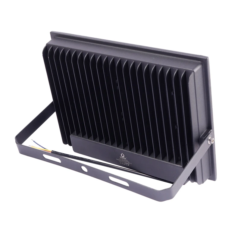 پروژکتور نوریکس Noorix LED IP66 200W