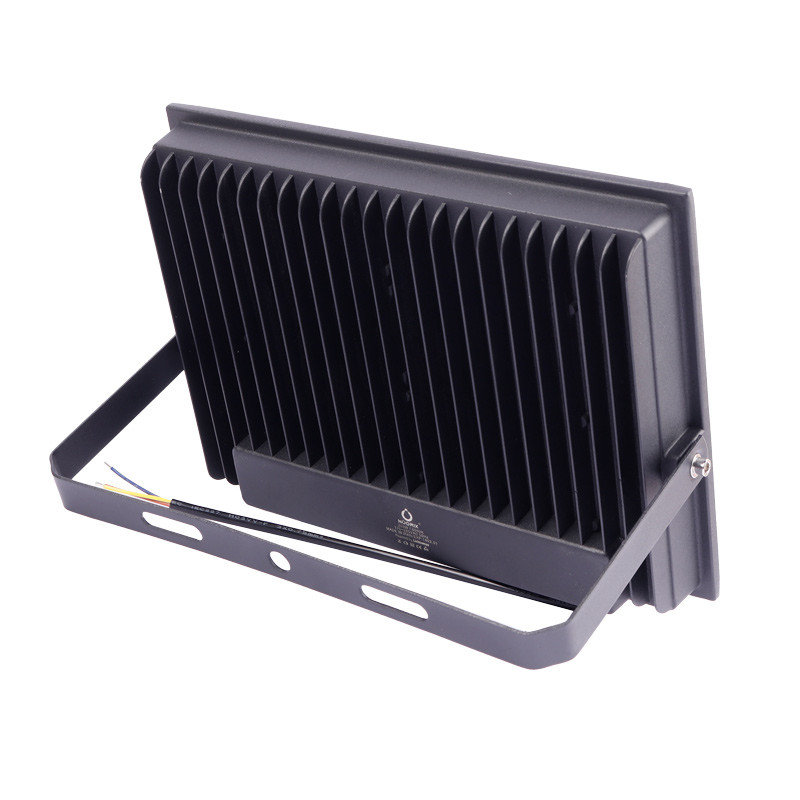 پروژکتور نوریکس Noorix LED IP66 200W