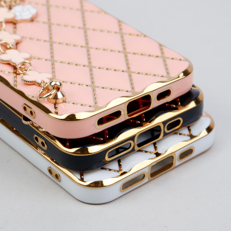 قاب بالشتی دستبندی محافظ لنزدار iPhone 12