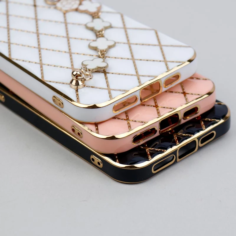 قاب بالشتی دستبندی محافظ لنزدار iPhone 14 Plus