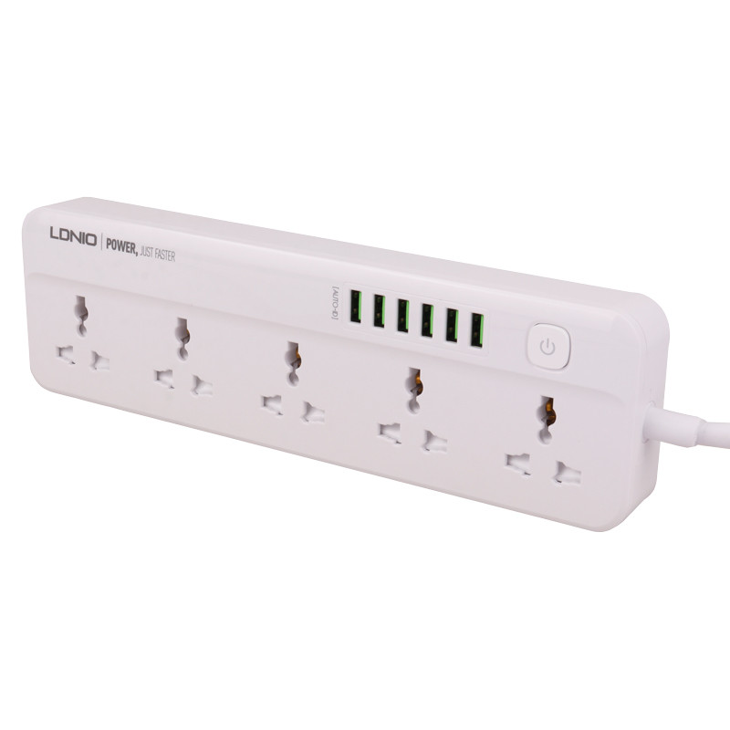 چند راهی 5 خانه برق ارت دار الدینیو SC5614 با کابل 2 متری + شارژر USB