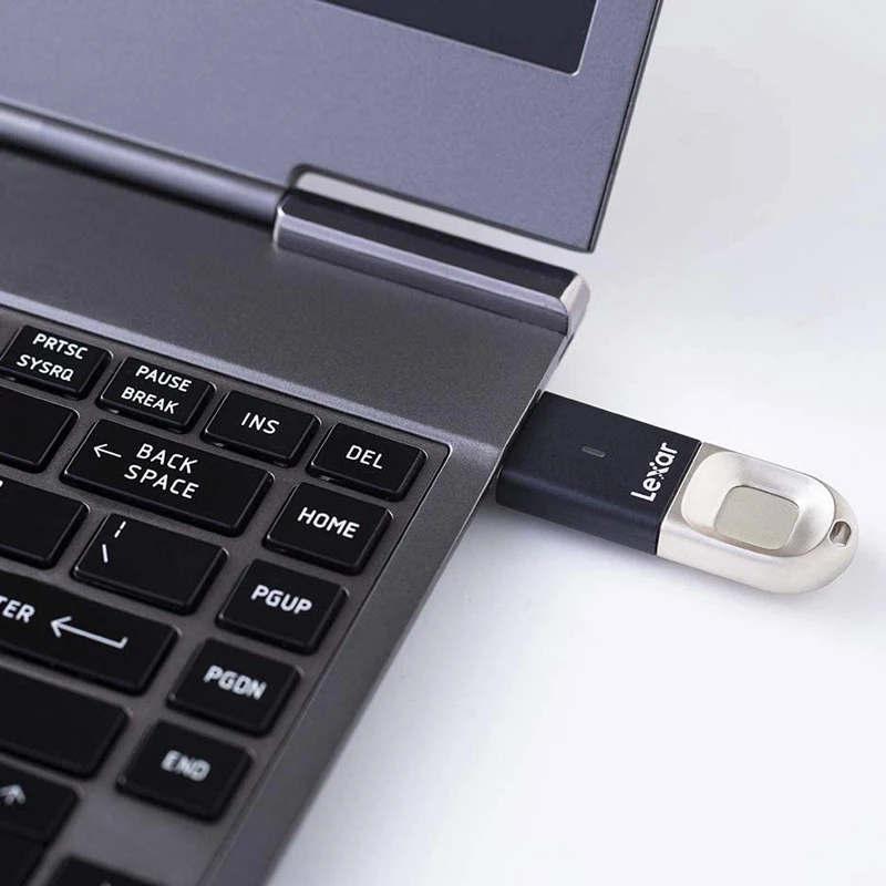 فلش 64 گیگ لکسار Lexar JumpDrive Fingerprint F35 USB3.0