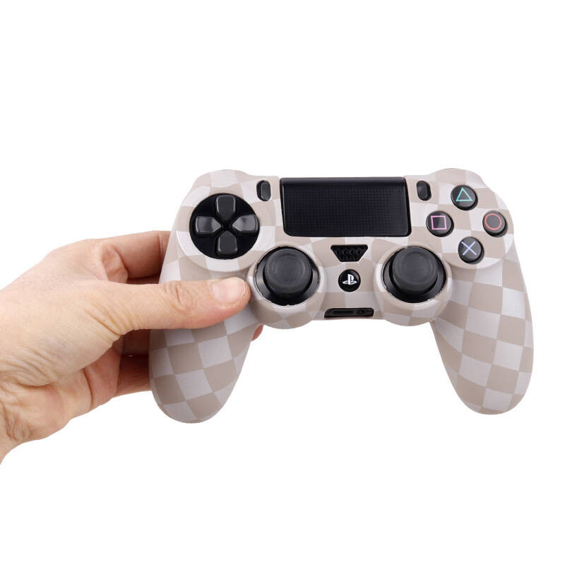 روکش دسته بازی PS4 طرح شطرنج زمینه خاکی