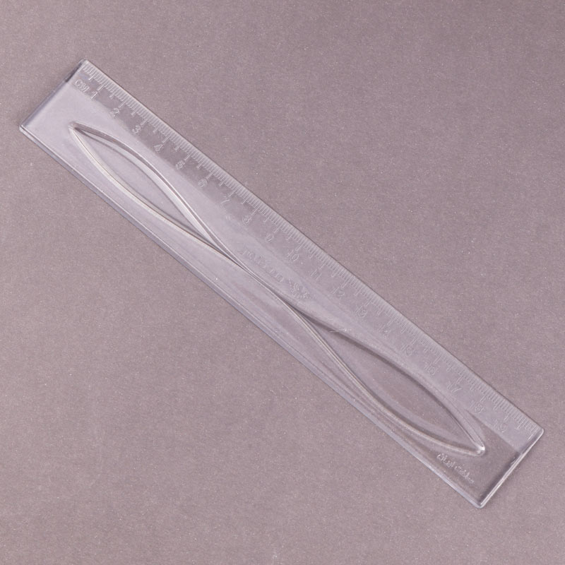 خط کش پلاستیکی سفیر Safir 20cm