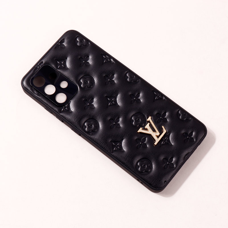 قاب پافر چرمی LV محافظ لنزدار Samsung Galaxy A32 4G مشکی