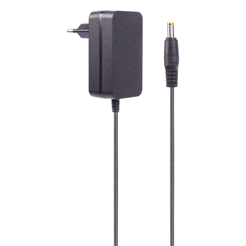 اسپیکر چمدانی بلوتوثی رم و فلش خور Vanmaax MAX-1100 + میکروفون و ریموت کنترل