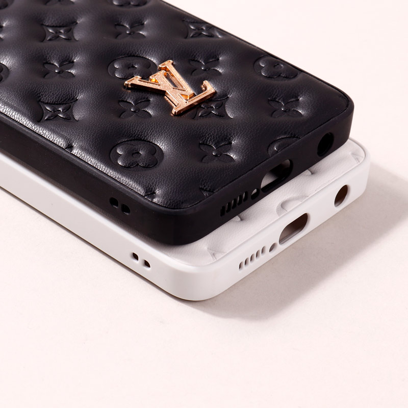 قاب پافر چرمی LV محافظ لنزدار Xiaomi Poco X3