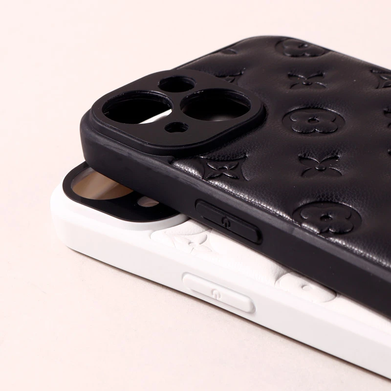 قاب پافر چرمی LV محافظ لنزدار iPhone 14