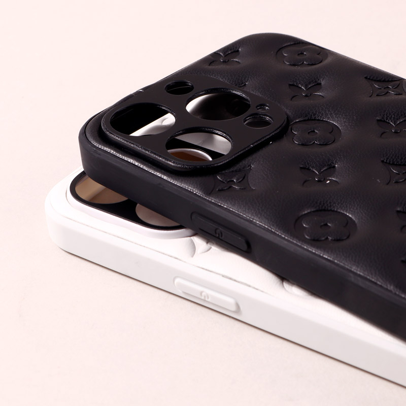 قاب پافر چرمی LV محافظ لنزدار iPhone 14 Pro Max
