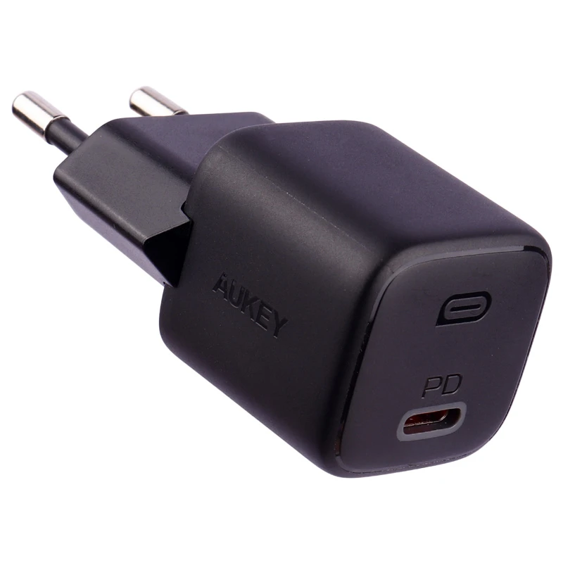 شارژر دیواری 20 وات آکی PA-B1 GaN QC PD 3A