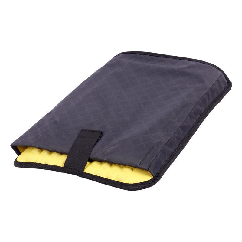 کوله پشتی لپ تاپ Benetton B070