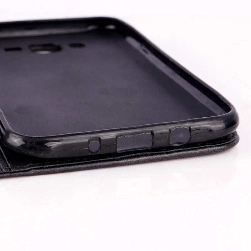 کیف چرمی مگنتی Samsung Galaxy J7 2015 مشکی