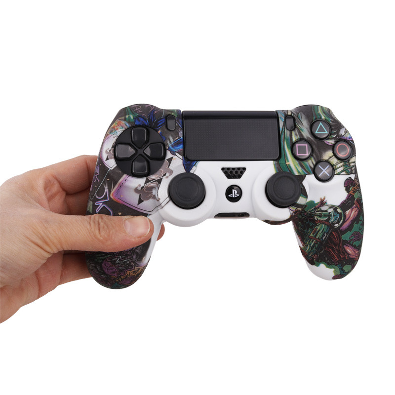 روکش دسته بازی PS4 طرح دختر و زامبی