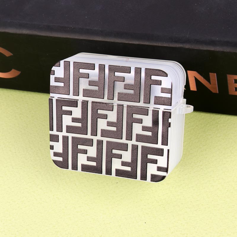محافظ  AirPods 3 Pc طرح Fendi