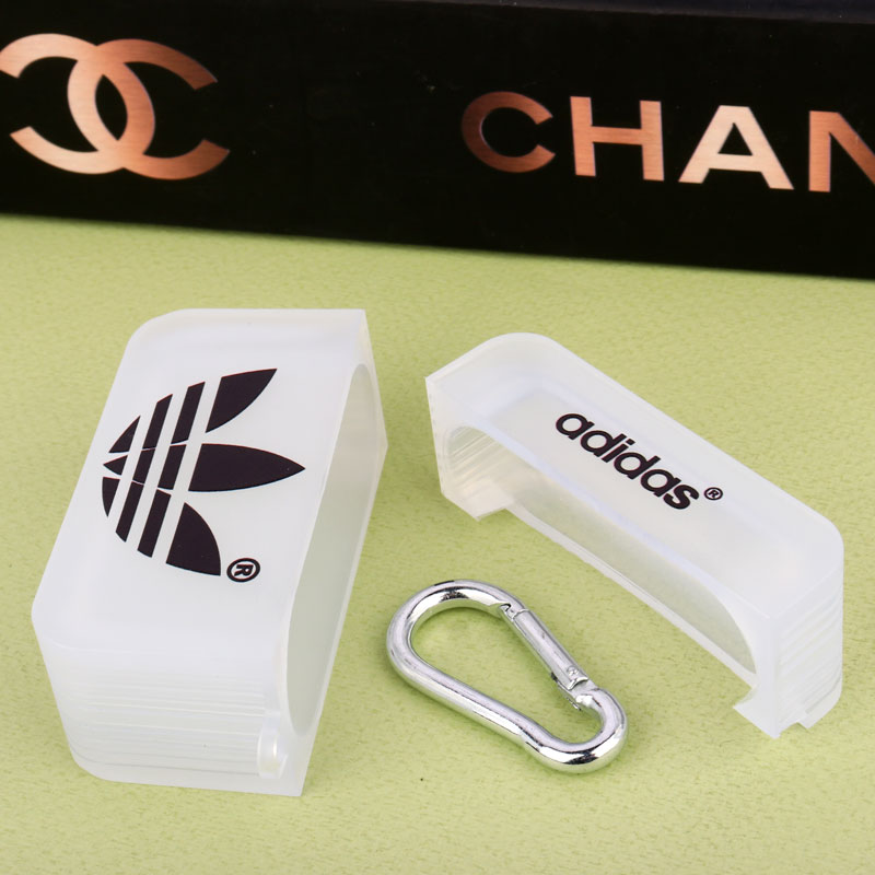 محافظ  AirPods Pro طرح Adidas