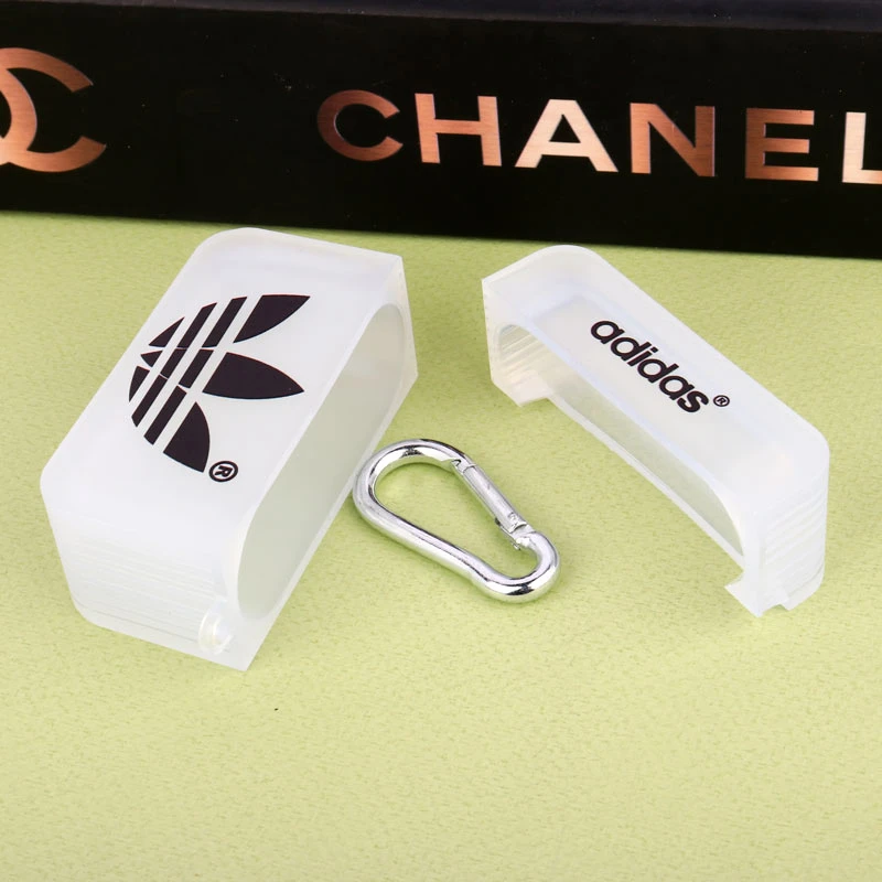 محافظ AirPods Pro طرح Adidas