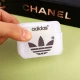 محافظ AirPods Pro طرح Adidas