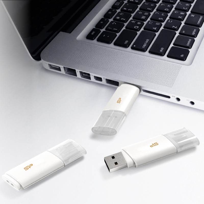 فلش 16 گیگ سیلیکون پاور Silicon Power Blaze B06 USB3.2