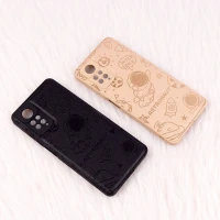 قاب ضد ضربه چرمی Astronaut محافظ لنزدار Xiaomi Redmi Note 11 Pro