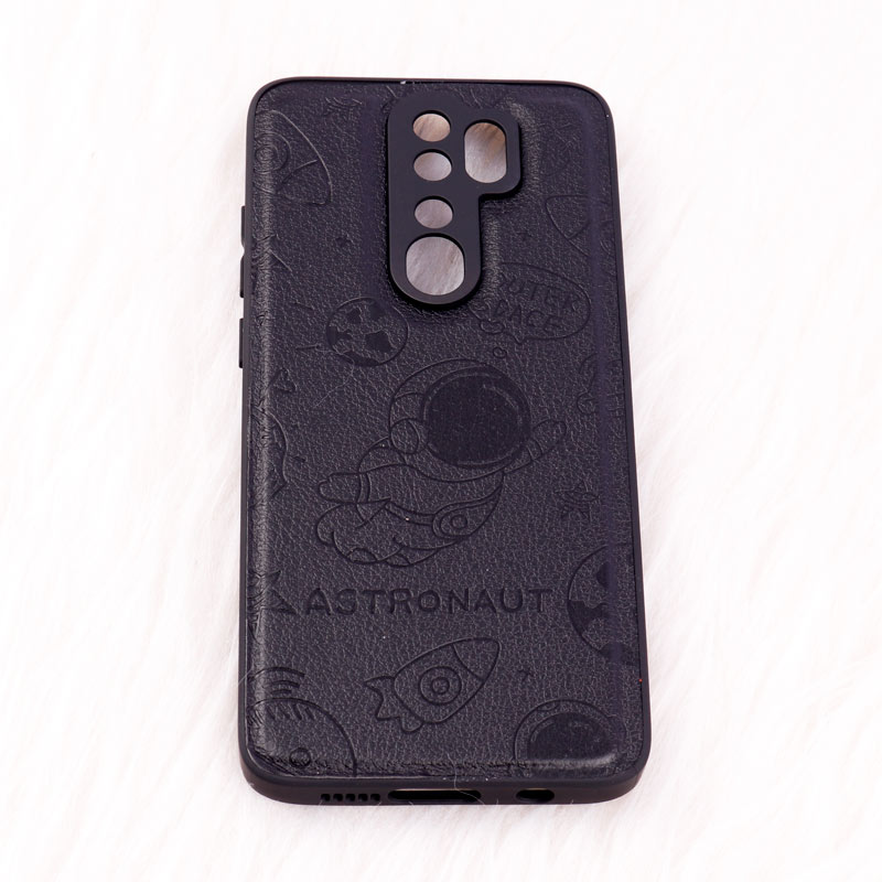 قاب ضد ضربه چرمی Astronaut محافظ لنزدار Xiaomi Redmi Note 8 Pro