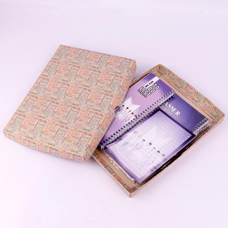 ست 2 عددی دفتر پلنر مستر راد طرح BTS کد 183157 + کاغذ یادداشت
